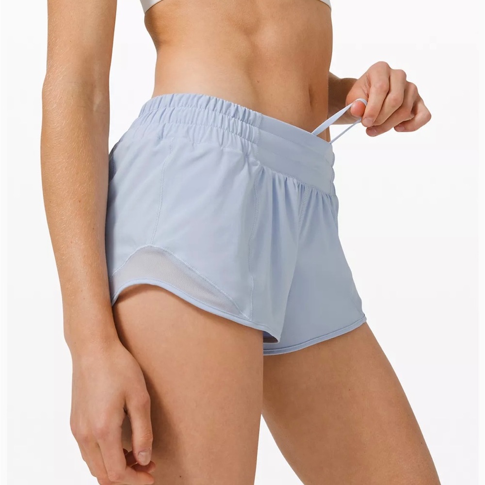 Lululemon Hotty Hot Low-Rise Short 2.5" Size 12